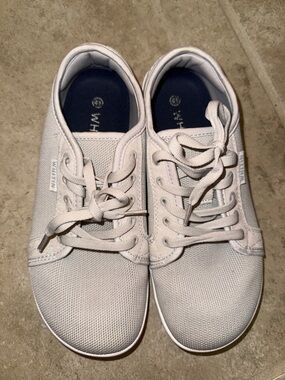 Casual Women's Lightweight Barefoot Sneakers in Light Gray - WHITIN